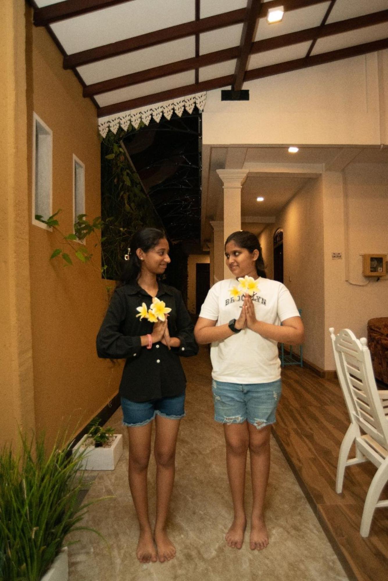 Villa Mihindi Hikkaduwa Luaran gambar