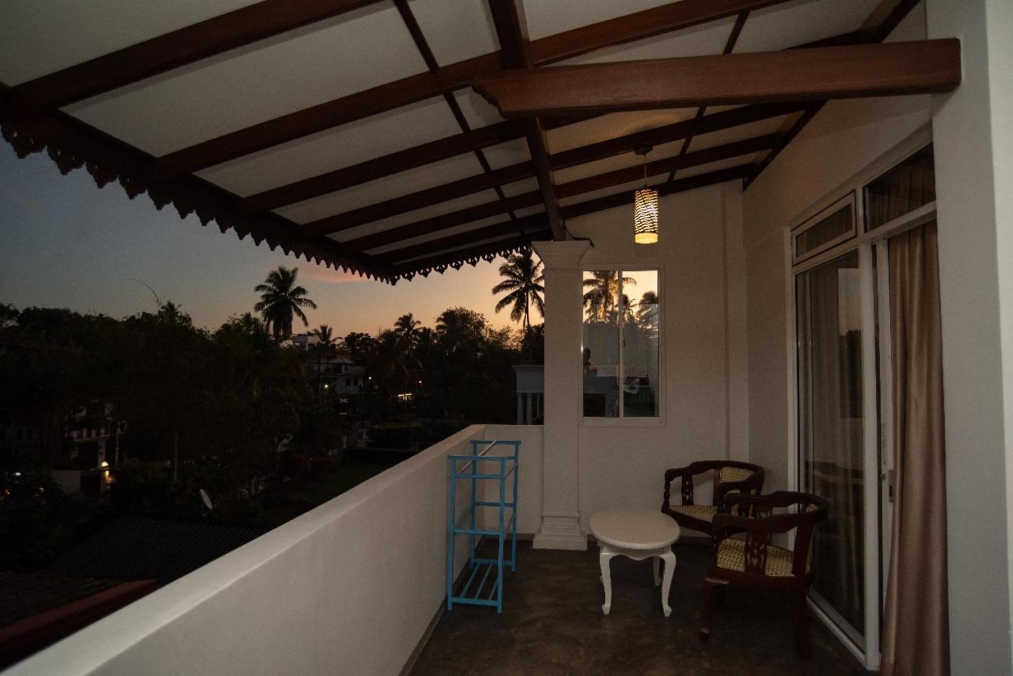 Villa Mihindi Hikkaduwa Luaran gambar