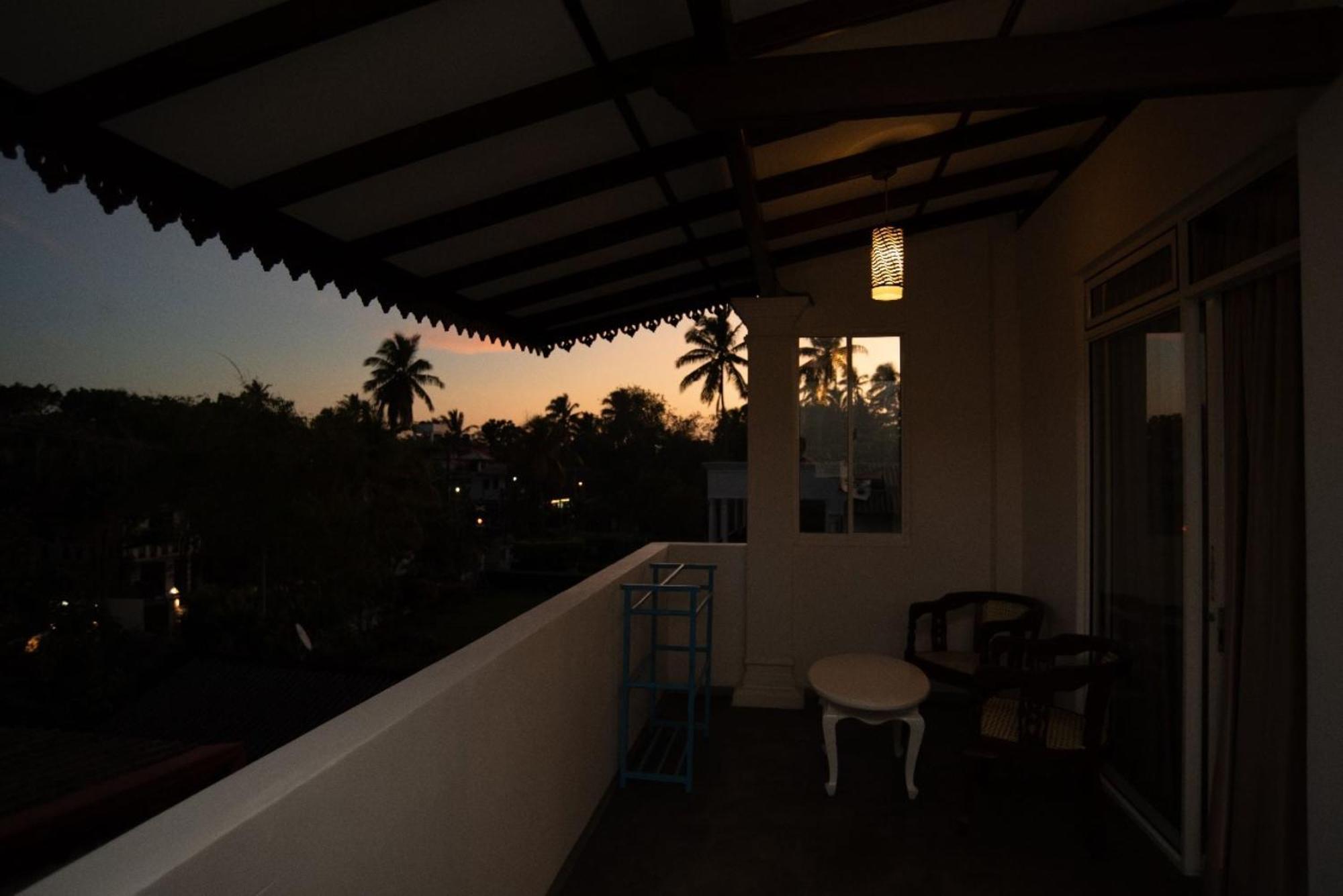 Villa Mihindi Hikkaduwa Luaran gambar