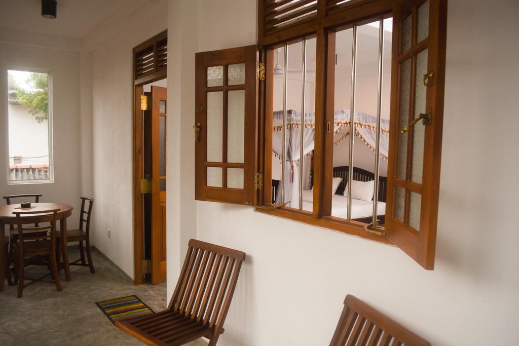 Villa Mihindi Hikkaduwa Luaran gambar