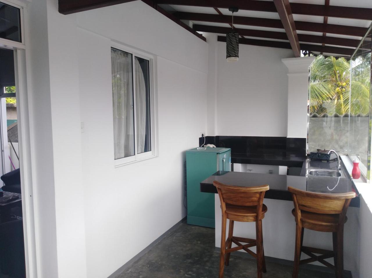 Villa Mihindi Hikkaduwa Luaran gambar