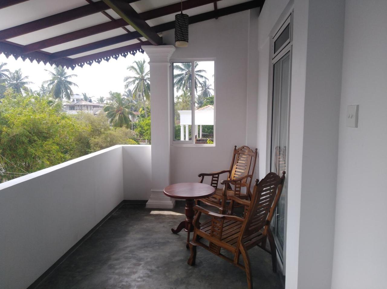 Villa Mihindi Hikkaduwa Luaran gambar